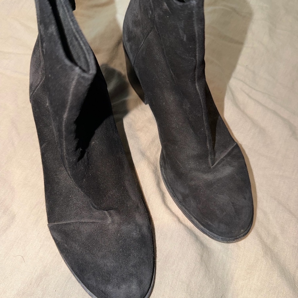 Rag and Bone Women’s Black Suede Ankle Boots - Picture 2 of 10